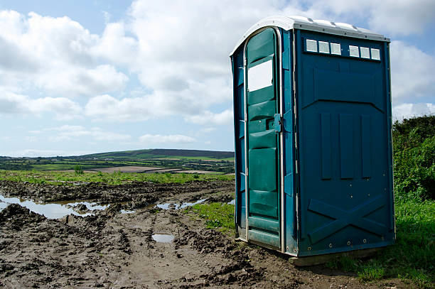 Best Restroom Trailer for Weddings  in Tyrone, PA